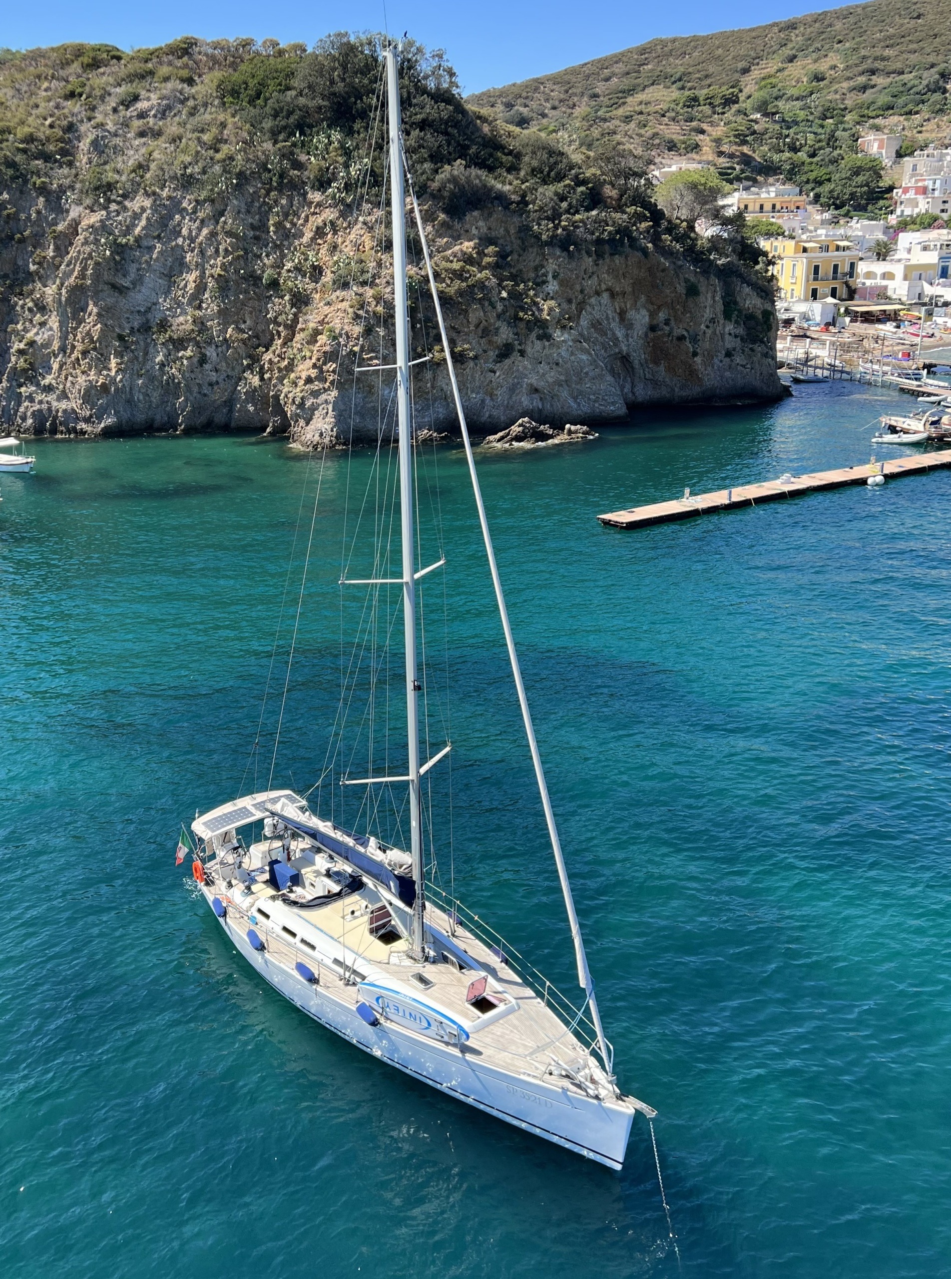 Judiciary Police Investigate Death of French Tourist on Porto Santo Sailboat